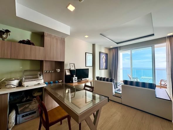 One Bedroom Condo For Rent