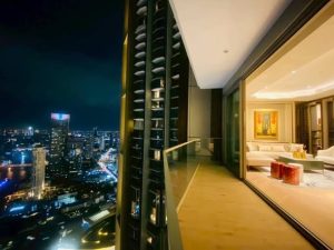Six Bedroom Condo For Sale