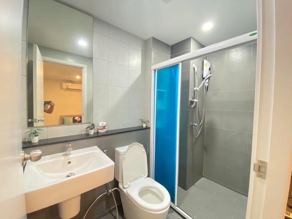 One Bedroom Condo For Rent