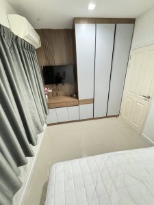 Detached House For Rent