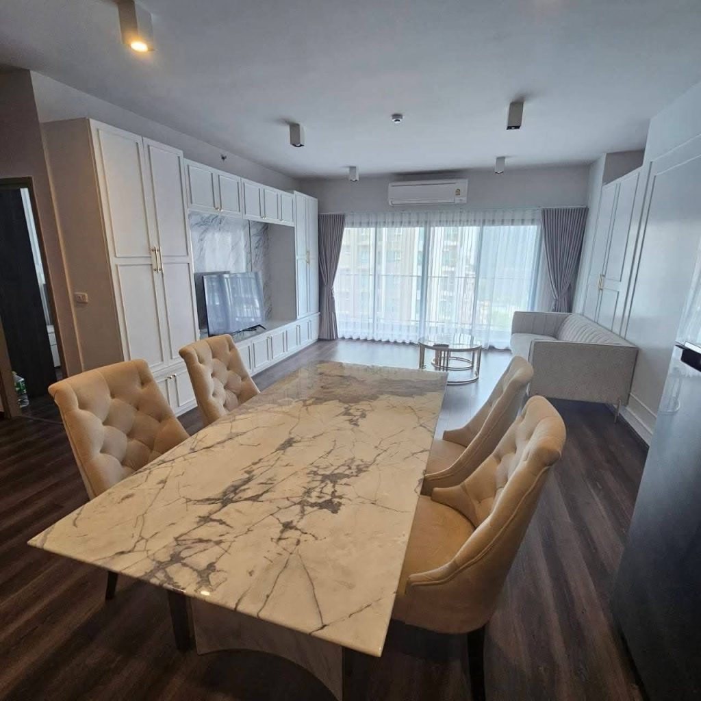 Two Bedroom Condo For Rent