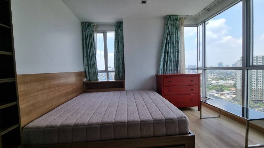 Two Bedroom Condo For Rent