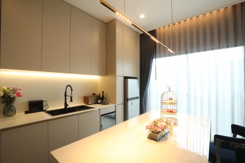 Detached House For Rent