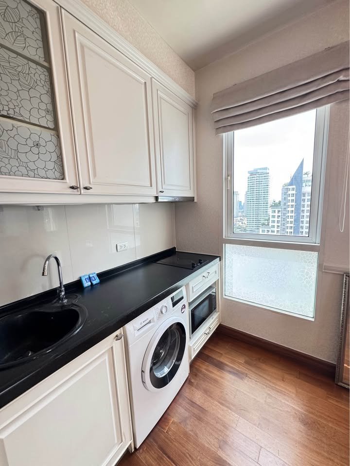 One Bedroom Condo For Rent