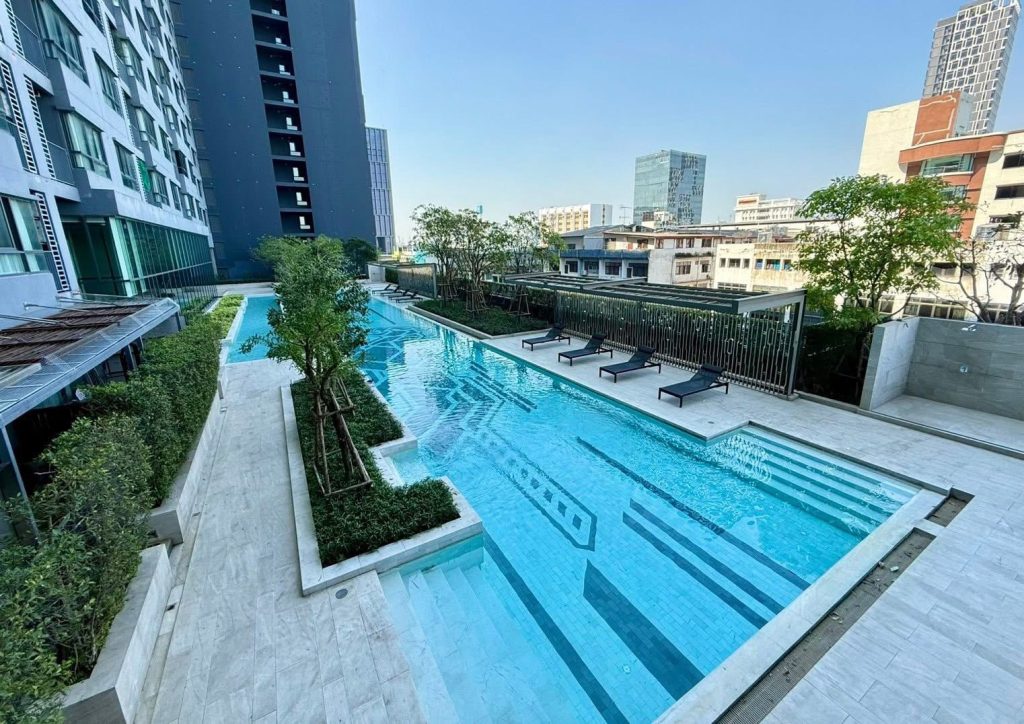 One Bedroom Condo For Rent