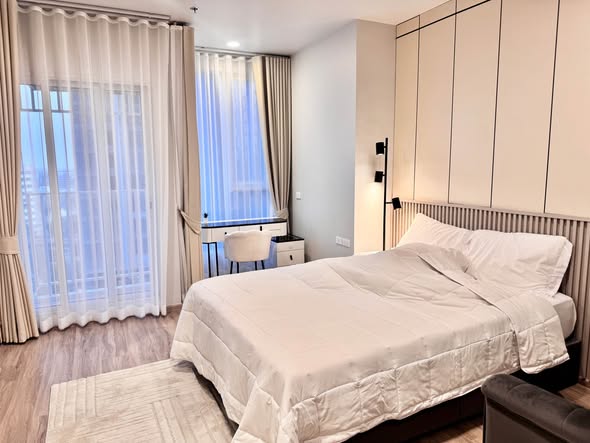One Bedroom Condo For Rent