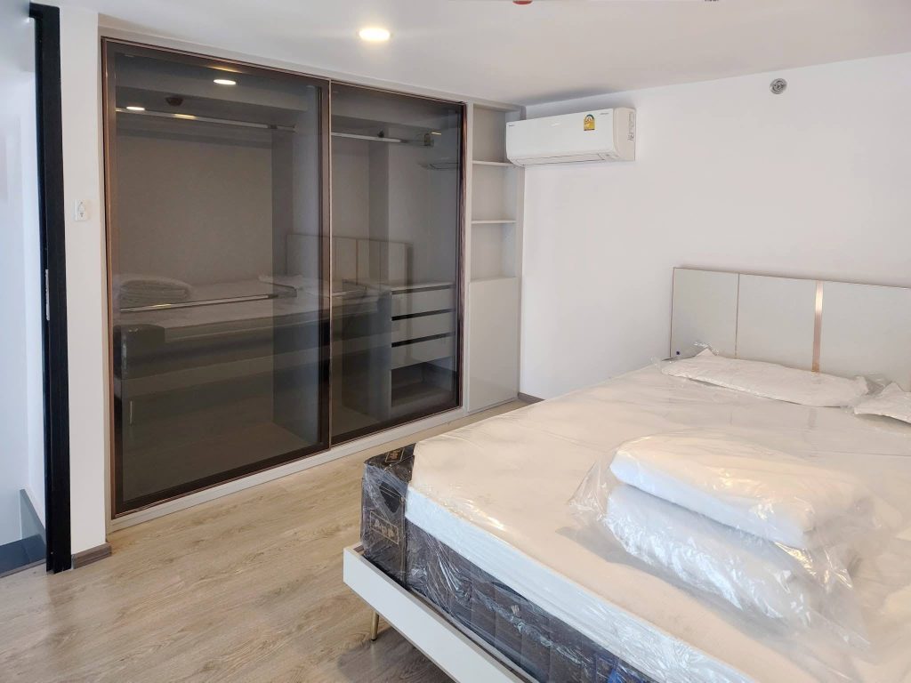 Duplex One Bedroom Condo For Rent