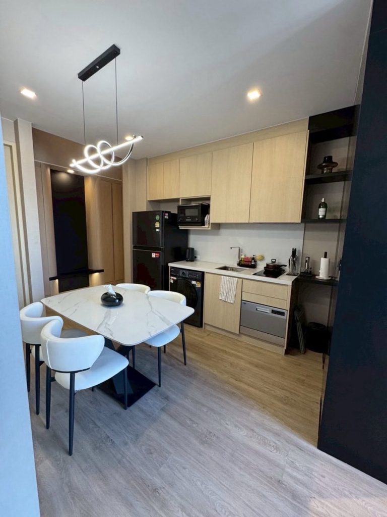 Duplex Three Bedroom Condo For Rent