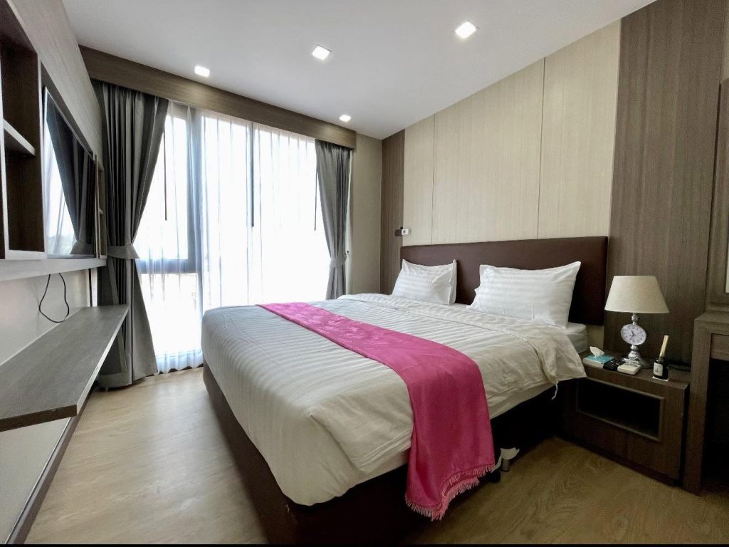 Three Bedroom Condo For Rent