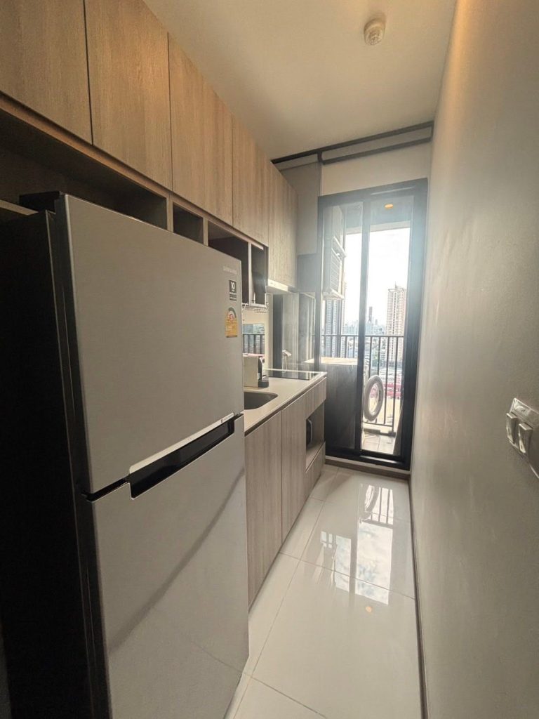One Bedroom Condo For Rent